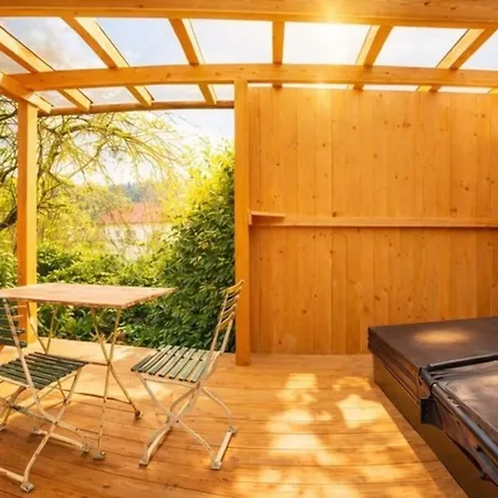 Wohnatelier Stehle Mit Whirlpool *